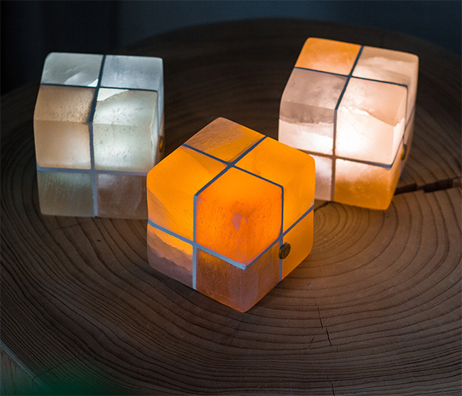 MEFAN Natural Stone USB Rechargeable 2x2 Magic Cube Light